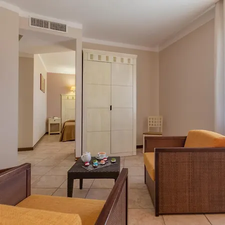 Zina Park Hotel