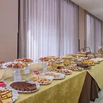 Zina Family Отель