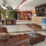 Zina Family Отель Кустоначи