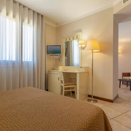 Zina Family Hotel 4*