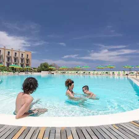 Ξενοδοχείο Zina Family 4*