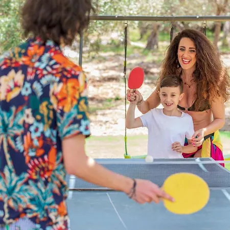 Zina Family Ξενοδοχείο 4*