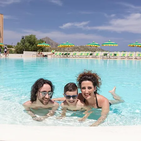 Ξενοδοχείο Zina Family
